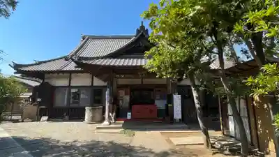 千葉寺の本殿・本堂