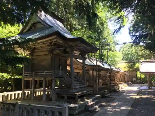 彌彦神社の末社・摂社