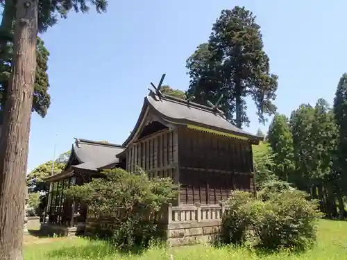 滓上神社の本殿