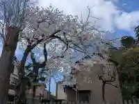 神明社の{uncategorized: "未分類", other: "その他", undefined: "問題あり", building: "その他建物", grave: "お墓", sacred_gate: "鳥居", guardian: "狛犬", statue: "像", buddha: "仏像", history: "歴史", nature: "自然", garden: "庭園", animal: "動物", pagoda: "塔", temizu: "手水舎", mountain_gate: "山門・神門", sanctuary: "本殿・本堂", subordinate: "末社・摂社", art: "芸術", scenery: "景色", jizo: "地蔵", ema: "絵馬", goshuin: "御朱印", omikuji: "おみくじ", items: "授与品その他", amulet: "お守り", goshuincho: "御朱印帳", eats: "食事", festival: "お祭り", votive_dance: "神楽", shichigosan: "七五三参", wedding: "結婚式", experience: "体験その他", initially: "初詣", around: "周辺", anti_infection: "感染症対策"}