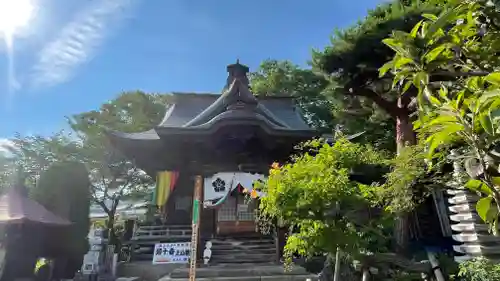 観音寺の本殿