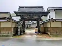 親王院の山門・神門