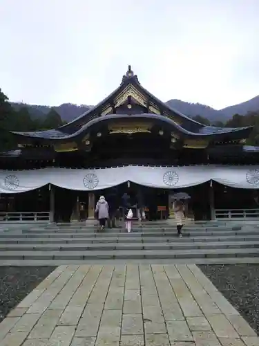 彌彦神社の本殿・本堂