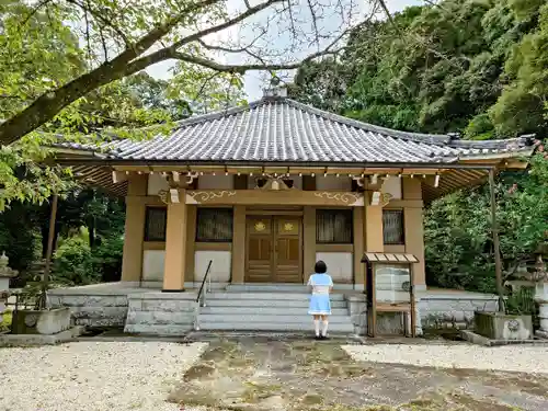 弘誓院の本殿・本堂