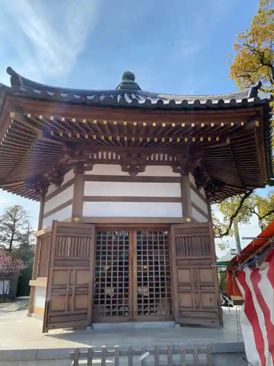 西新井大師総持寺の末社・摂社