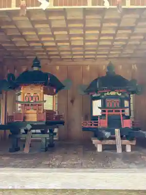真山神社の{uncategorized: "未分類", other: "その他", undefined: "問題あり", building: "その他建物", grave: "お墓", sacred_gate: "鳥居", guardian: "狛犬", statue: "像", buddha: "仏像", history: "歴史", nature: "自然", garden: "庭園", animal: "動物", pagoda: "塔", temizu: "手水舎", mountain_gate: "山門・神門", sanctuary: "本殿・本堂", subordinate: "末社・摂社", art: "芸術", scenery: "景色", jizo: "地蔵", ema: "絵馬", goshuin: "御朱印", omikuji: "おみくじ", items: "授与品その他", amulet: "お守り", goshuincho: "御朱印帳", eats: "食事", festival: "お祭り", votive_dance: "神楽", shichigosan: "七五三参", wedding: "結婚式", experience: "体験その他", initially: "初詣", around: "周辺", anti_infection: "感染症対策"}
