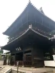 泉岳寺の山門