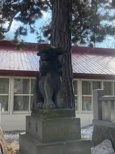 彌彦神社　(伊夜日子神社)の狛犬