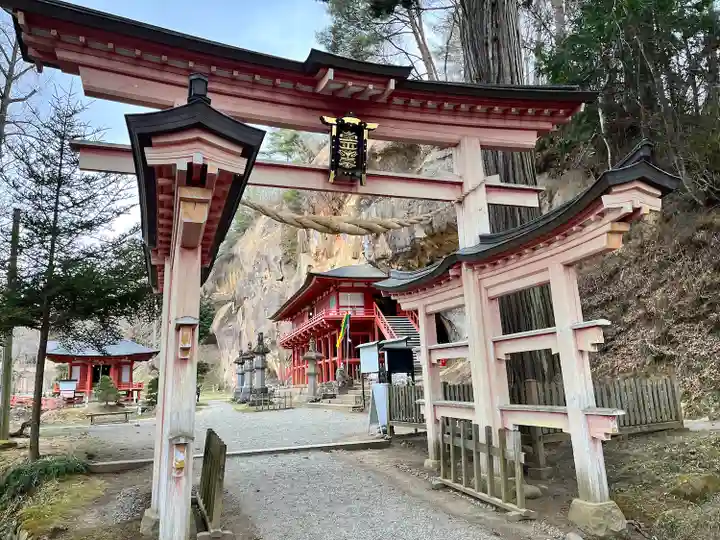 達谷窟毘沙門堂(岩手県)