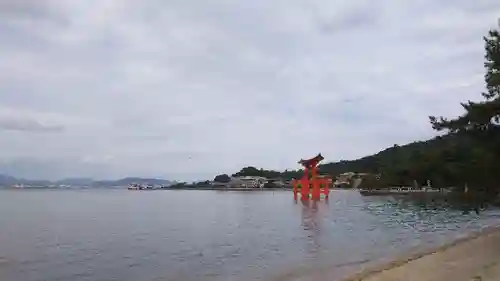 厳島神社(広島県)