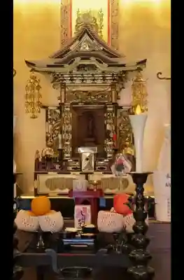 摩利支天 徳大寺の{uncategorized: "未分類", other: "その他", undefined: "問題あり", building: "その他建物", grave: "お墓", sacred_gate: "鳥居", guardian: "狛犬", statue: "像", buddha: "仏像", history: "歴史", nature: "自然", garden: "庭園", animal: "動物", pagoda: "塔", temizu: "手水舎", mountain_gate: "山門・神門", sanctuary: "本殿・本堂", subordinate: "末社・摂社", art: "芸術", scenery: "景色", jizo: "地蔵", ema: "絵馬", goshuin: "御朱印", omikuji: "おみくじ", items: "授与品その他", amulet: "お守り", goshuincho: "御朱印帳", eats: "食事", festival: "お祭り", votive_dance: "神楽", shichigosan: "七五三参", wedding: "結婚式", experience: "体験その他", initially: "初詣", around: "周辺", anti_infection: "感染症対策"}