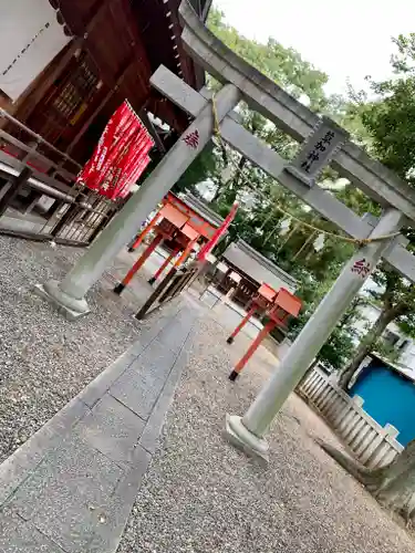 草加神社の鳥居