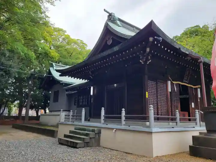 新曽氷川神社の本殿・本堂