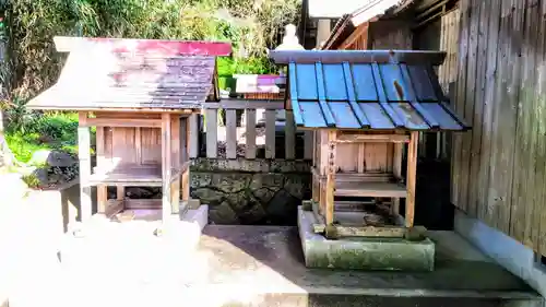 神明社（片名神明社）の末社・摂社