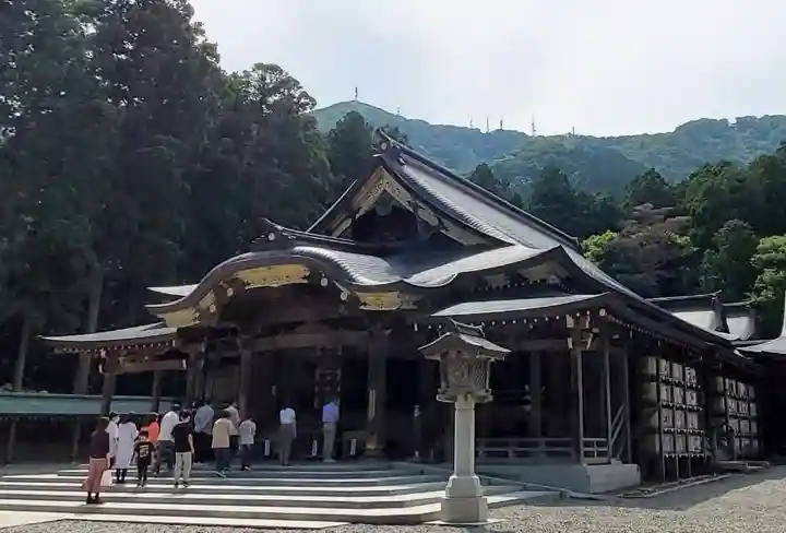 彌彦神社の本殿・本堂