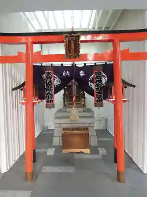 歌舞伎稲荷神社の鳥居