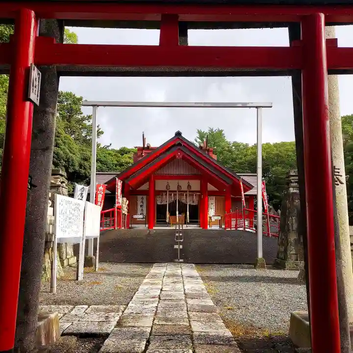 美濃輪稲荷神社の本殿・本堂