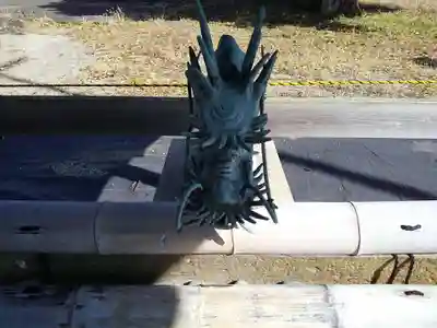 柄沢神社の手水舎