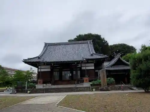 善導寺の本殿・本堂