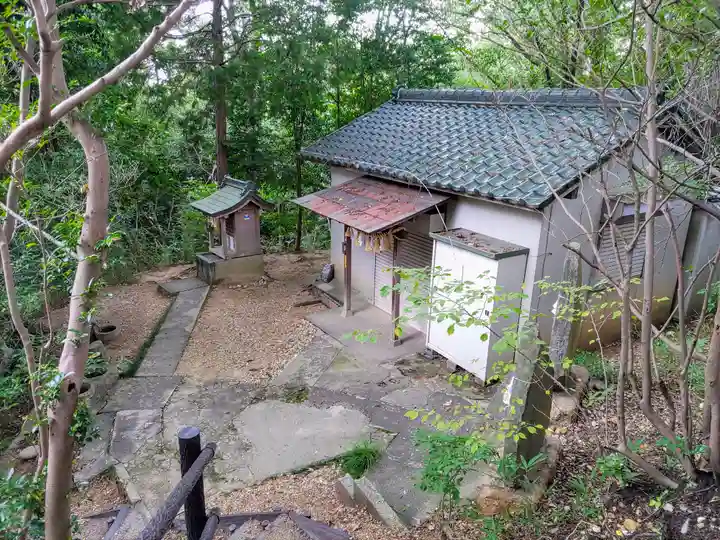 御嶽神社(親鸞山)の本殿・本堂