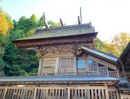 玉作湯神社の本殿