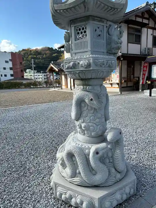 岩国白蛇神社(山口県)