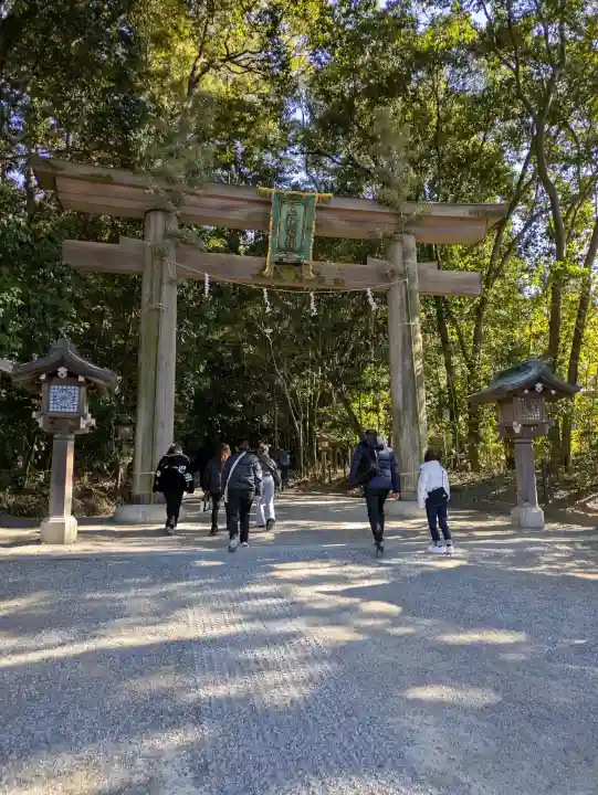 大神神社の{uncategorized: "未分類", other: "その他", undefined: "問題あり", building: "その他建物", grave: "お墓", sacred_gate: "鳥居", guardian: "狛犬", statue: "像", buddha: "仏像", history: "歴史", nature: "自然", garden: "庭園", animal: "動物", pagoda: "塔", temizu: "手水舎", mountain_gate: "山門・神門", sanctuary: "本殿・本堂", subordinate: "末社・摂社", art: "芸術", scenery: "景色", jizo: "地蔵", ema: "絵馬", goshuin: "御朱印", omikuji: "おみくじ", items: "授与品その他", amulet: "お守り", goshuincho: "御朱印帳", eats: "食事", festival: "お祭り", votive_dance: "神楽", shichigosan: "七五三参", wedding: "結婚式", experience: "体験その他", initially: "初詣", around: "周辺", anti_infection: "感染症対策"}