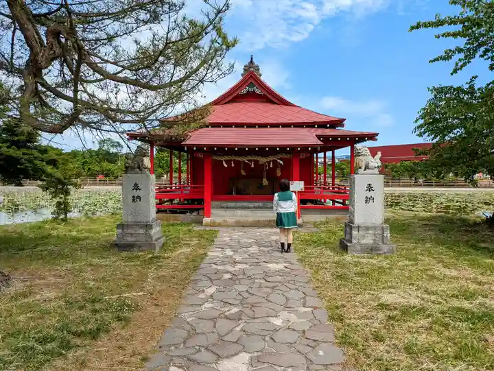 猿賀神社の本殿・本堂
