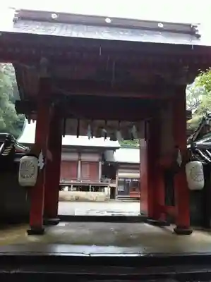 柞原八幡宮の山門・神門