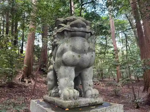 椿大神社の狛犬