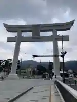出雲大社の{uncategorized: "未分類", other: "その他", undefined: "問題あり", building: "その他建物", grave: "お墓", sacred_gate: "鳥居", guardian: "狛犬", statue: "像", buddha: "仏像", history: "歴史", nature: "自然", garden: "庭園", animal: "動物", pagoda: "塔", temizu: "手水舎", mountain_gate: "山門・神門", sanctuary: "本殿・本堂", subordinate: "末社・摂社", art: "芸術", scenery: "景色", jizo: "地蔵", ema: "絵馬", goshuin: "御朱印", omikuji: "おみくじ", items: "授与品その他", amulet: "お守り", goshuincho: "御朱印帳", eats: "食事", festival: "お祭り", votive_dance: "神楽", shichigosan: "七五三参", wedding: "結婚式", experience: "体験その他", initially: "初詣", around: "周辺", anti_infection: "感染症対策"}