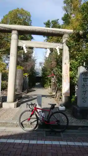 梅田神明宮の鳥居