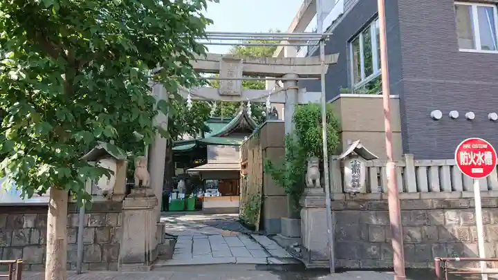 小野照崎神社の鳥居