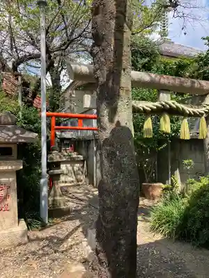 染井稲荷神社の末社・摂社