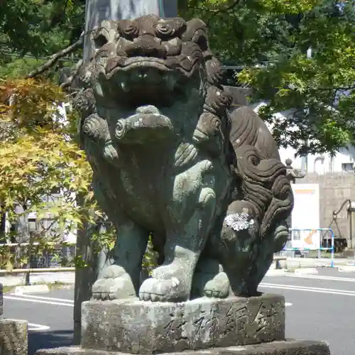 針綱神社の狛犬