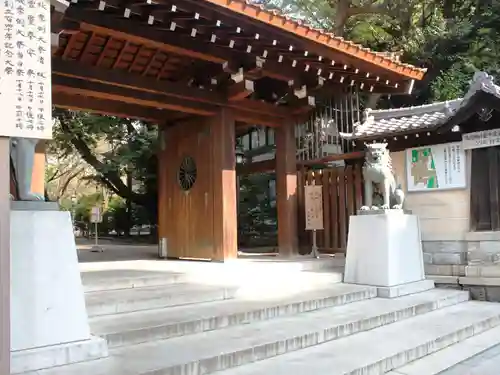 靖國神社の山門・神門