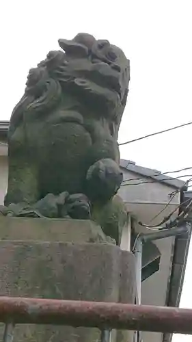 石川町諏訪神社の狛犬