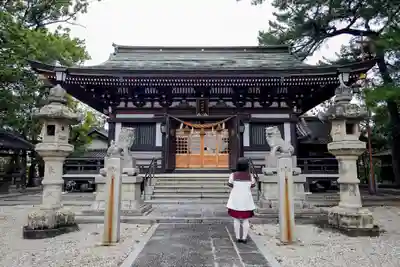 和泉八劔神社の本殿・本堂