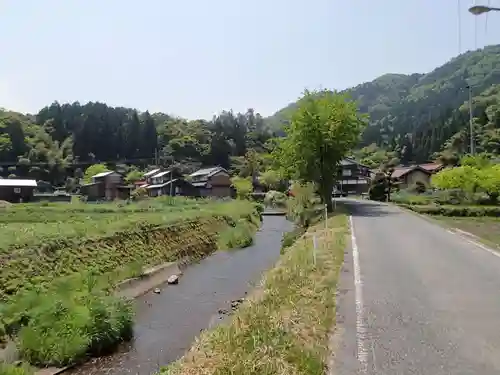 利川神社の周辺