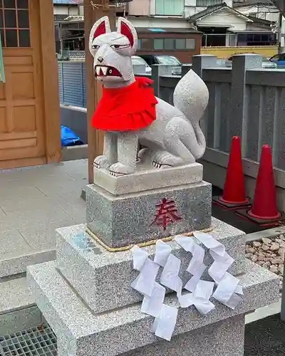 久助稲荷神社の狛犬