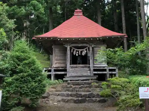 熊野神社の本殿・本堂