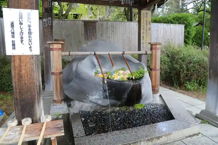 盛岡八幡宮の手水舎