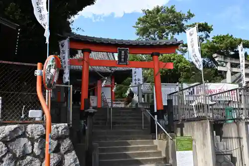 高塚熊野神社の鳥居