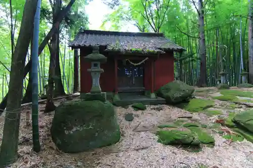 乳石山神社の本殿