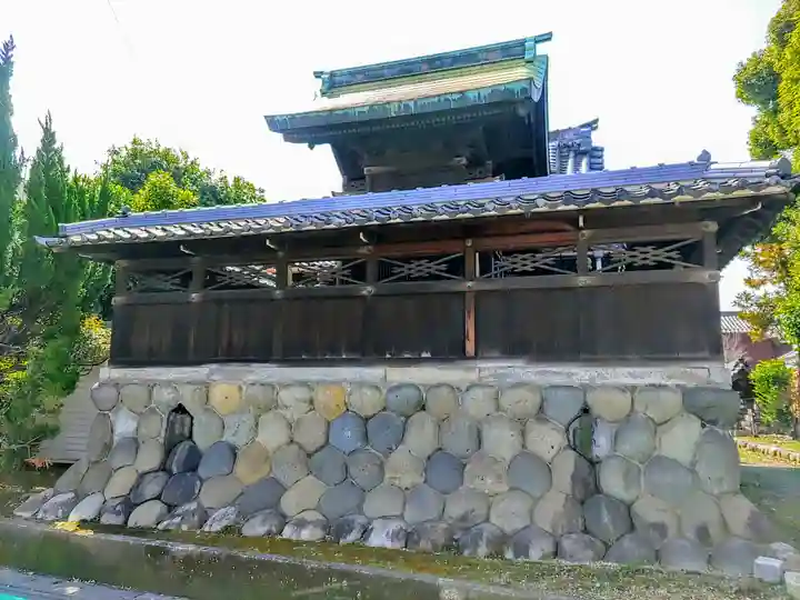 八劔社(石仏)の本殿・本堂