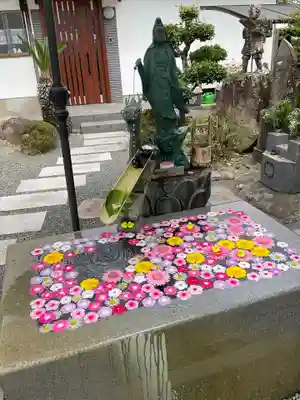 多聞寺の手水舎