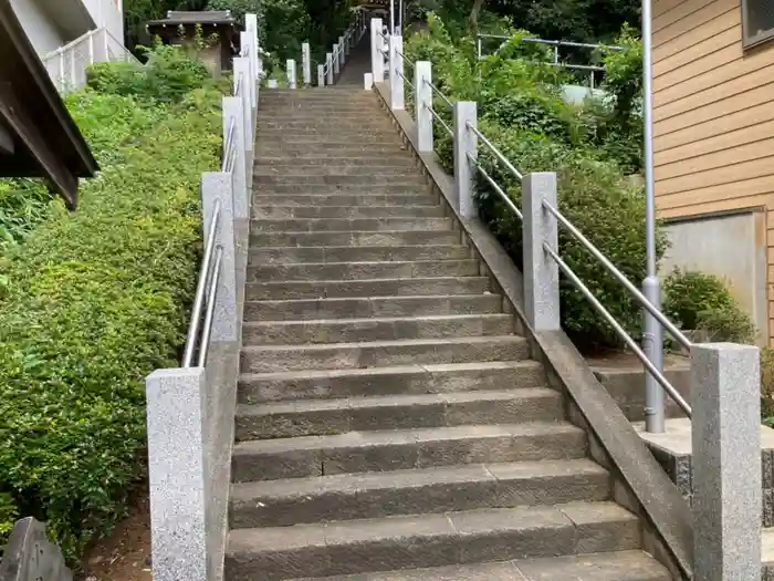 八幡神社の建物その他