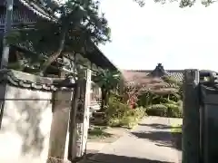 大乗院の山門