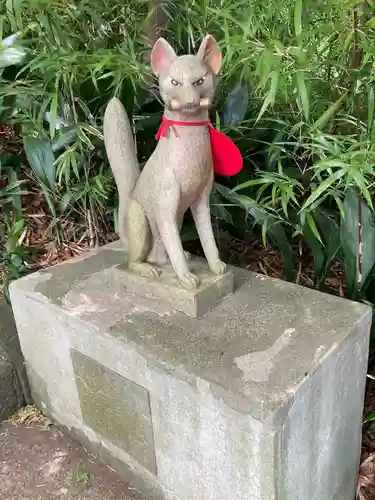 大稲荷神社の狛犬