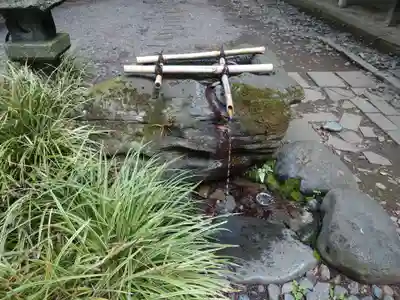 手長神社の手水舎